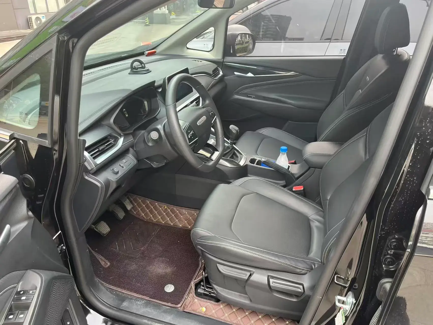 2023 MAXUS G50 thumbnail 2