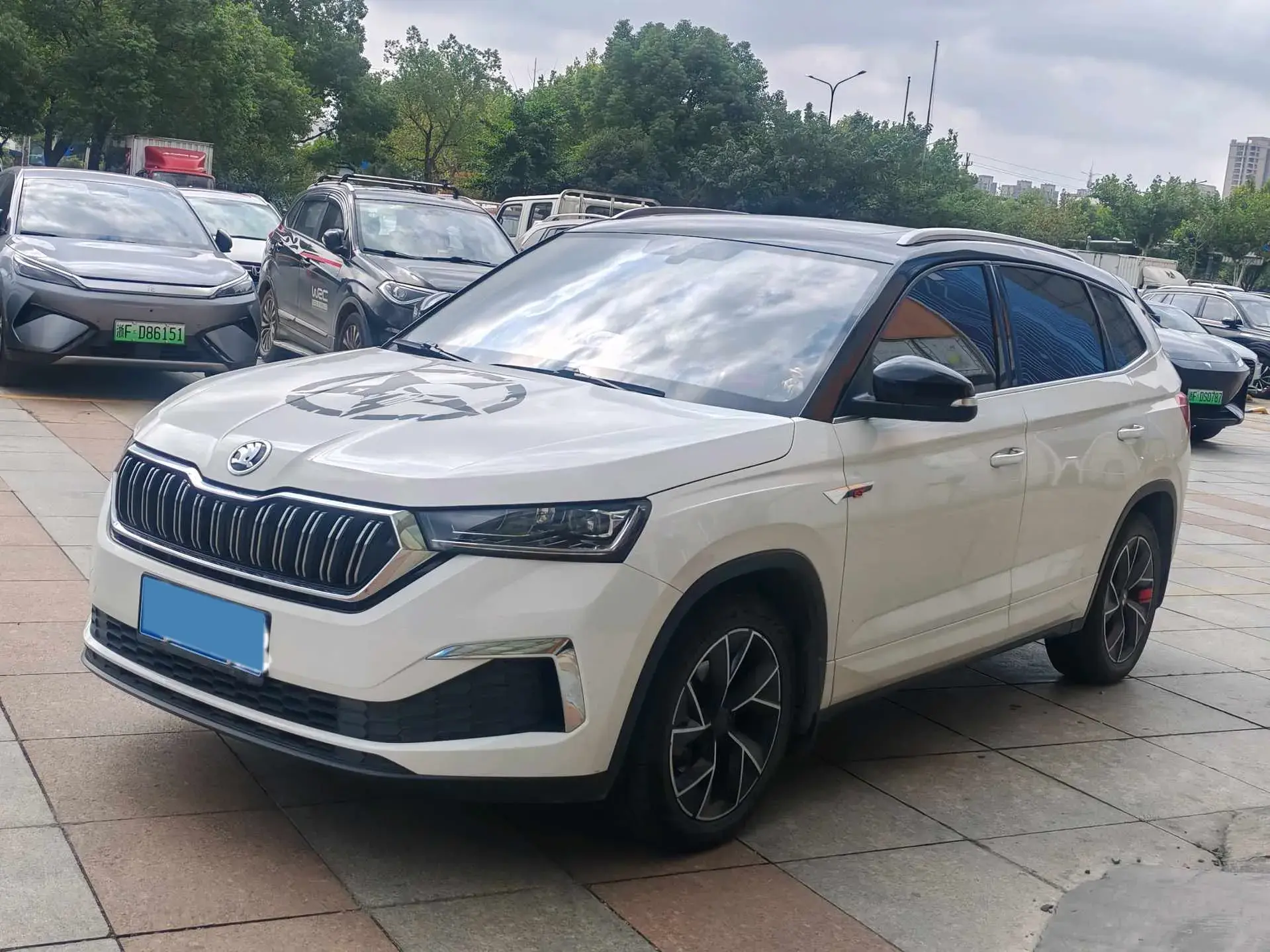 2021 SKODA KAMIQ view 1
