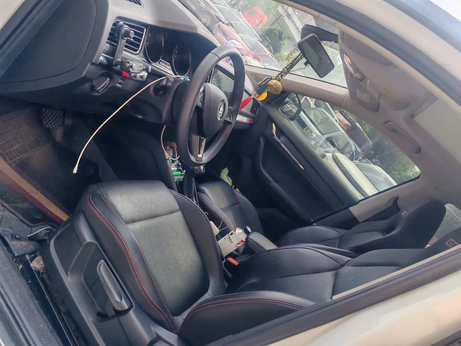 2021 SKODA KAMIQ thumbnail 4