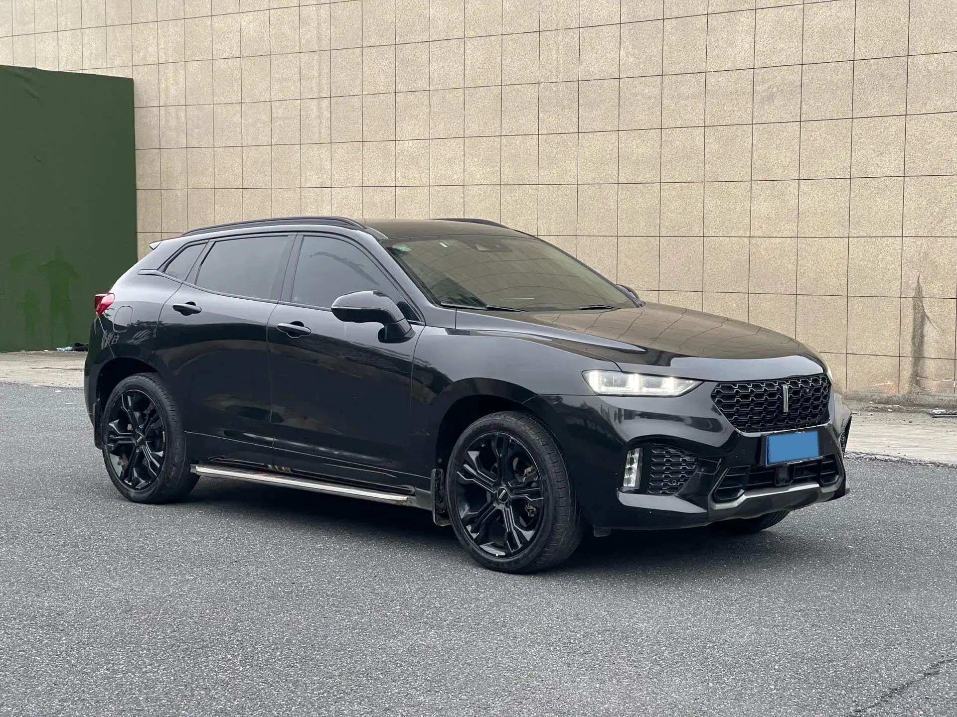 2017 ZOTYE T700 thumbnail 3