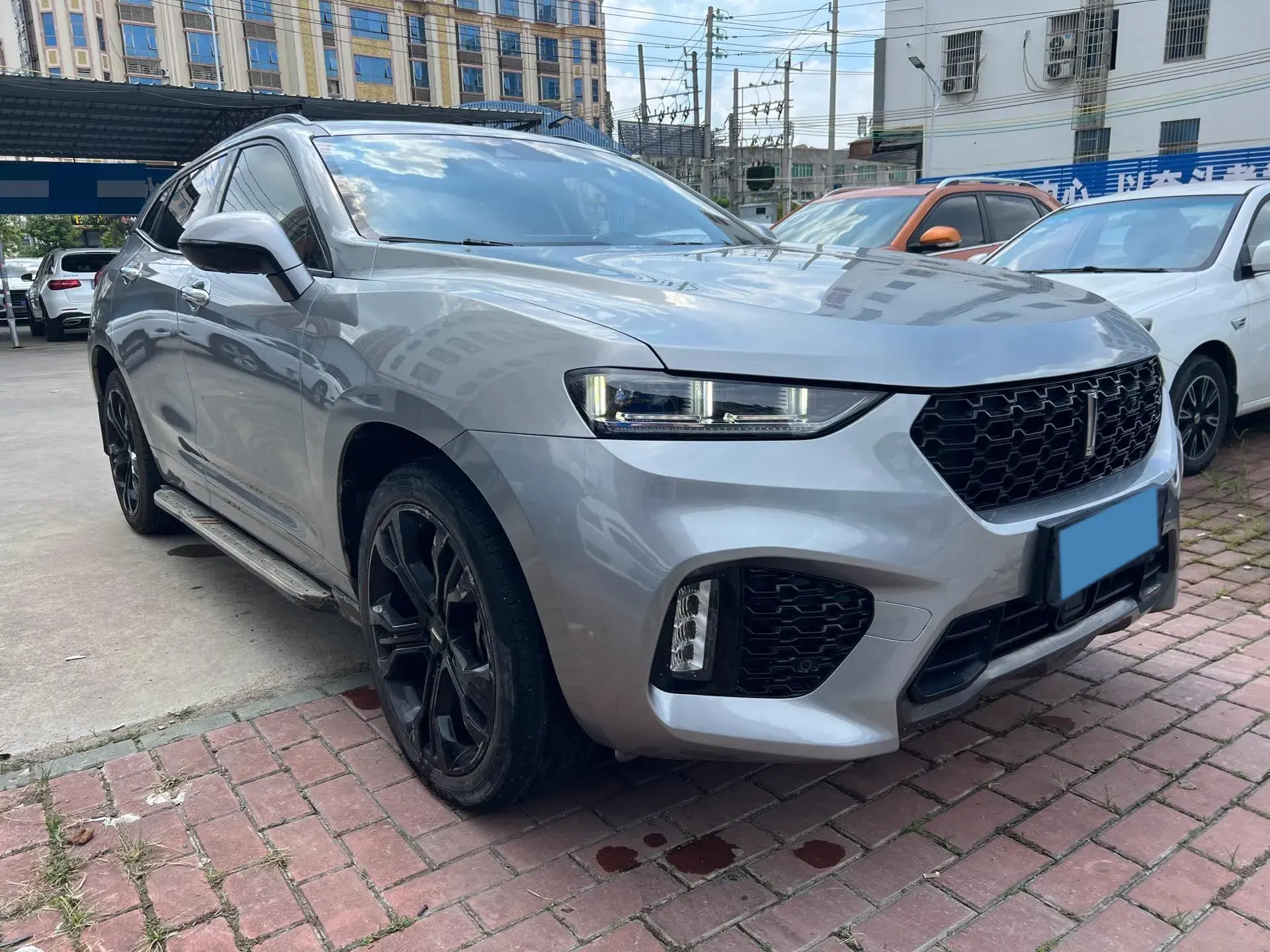 2017 ZOTYE T700 thumbnail 2