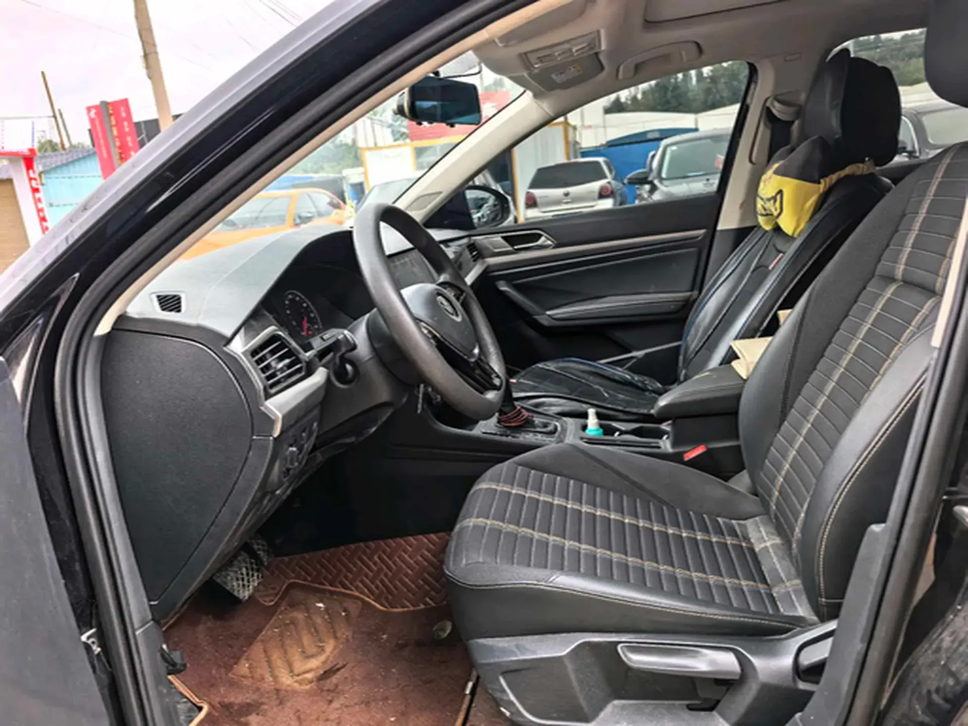 2019 VOLKSWAGEN LAVIDA thumbnail 4