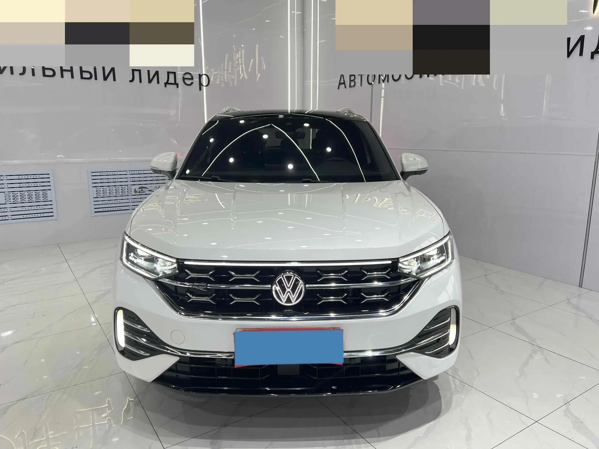 2023 VOLKSWAGEN TAYRON thumbnail 4