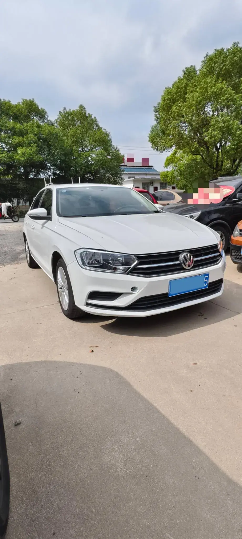 2019 VOLKSWAGEN BORA thumbnail 2