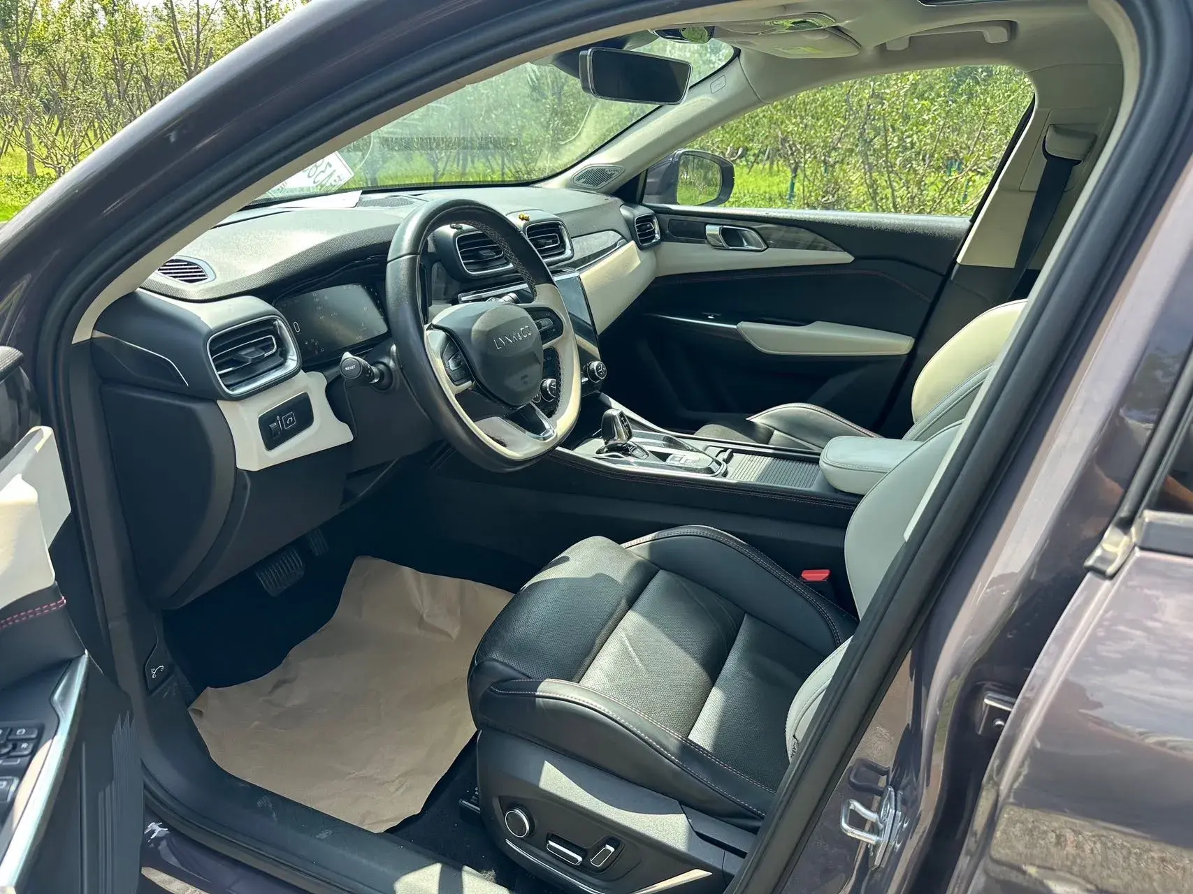 2022 LYNK&CO 02 thumbnail 3