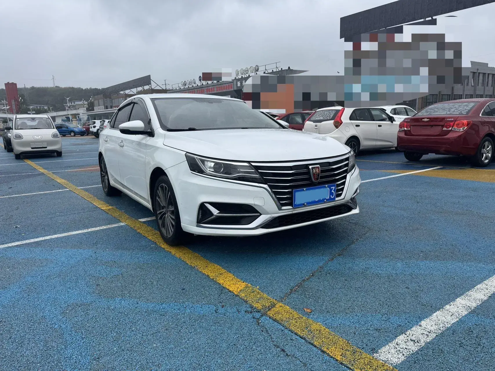 2020 ROEWE I6 thumbnail 2