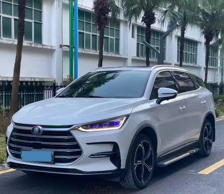 2021 BYD TANG view 1