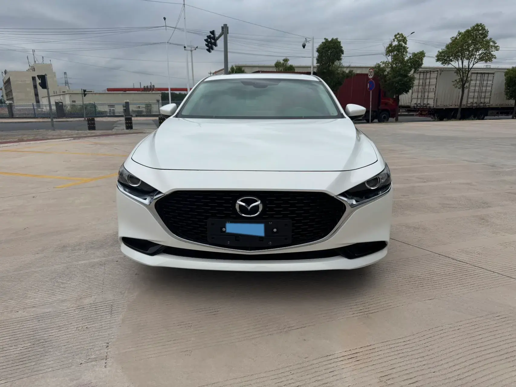 2021 MAZDA 3 thumbnail 2