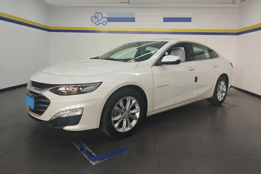 2023 CHEVROLET MALIBU view 1