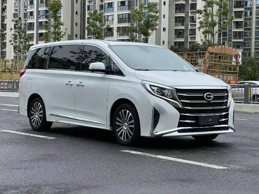 2021 GAC TRUMPCHI thumbnail 3
