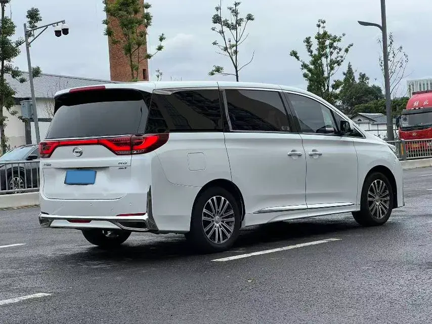 2021 GAC TRUMPCHI thumbnail 4