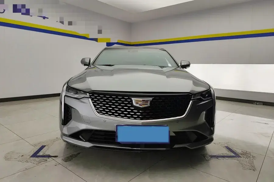 2023 CADILLAC CT4 thumbnail 2