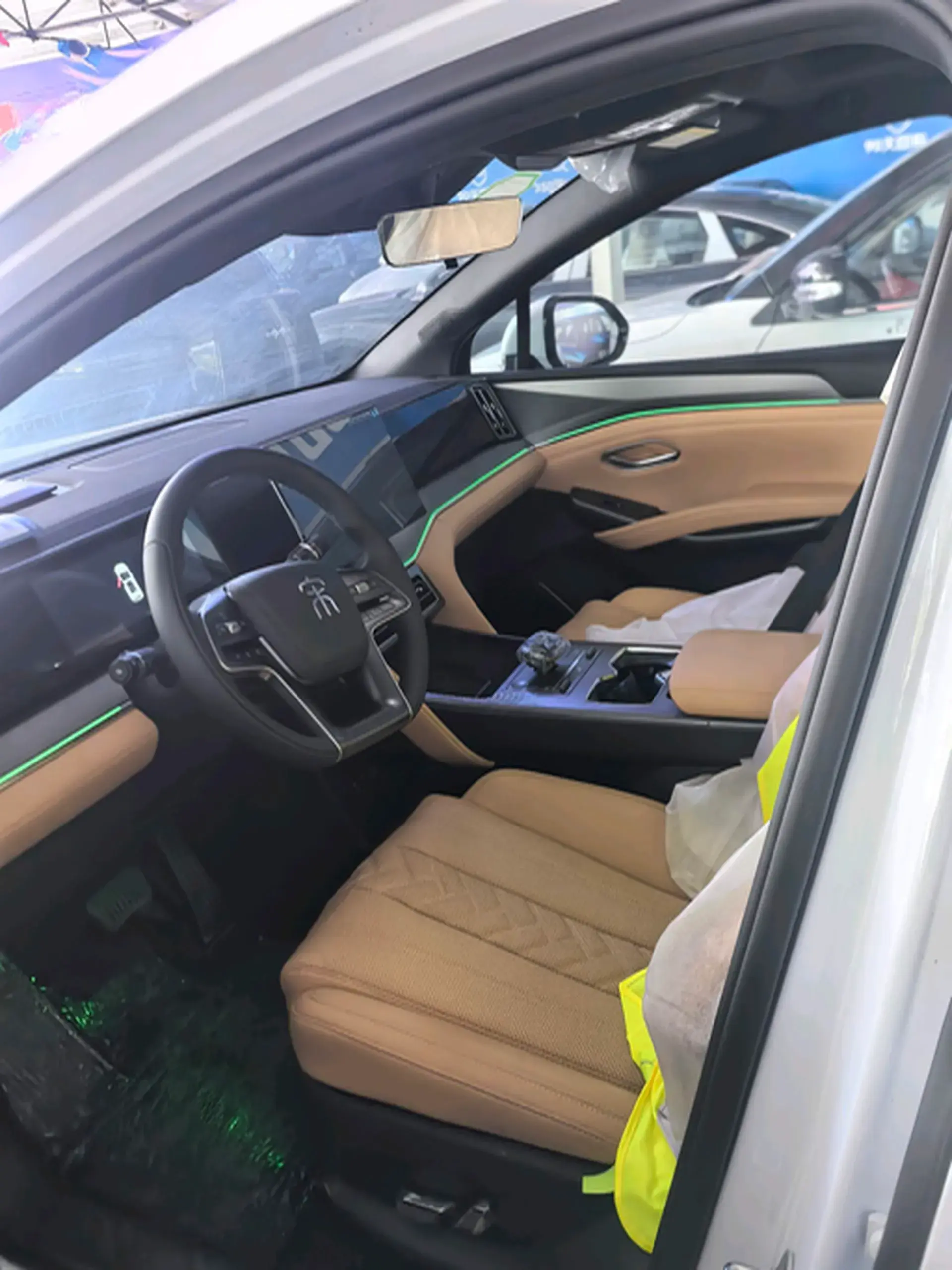 2024 BYD SONGL thumbnail 4