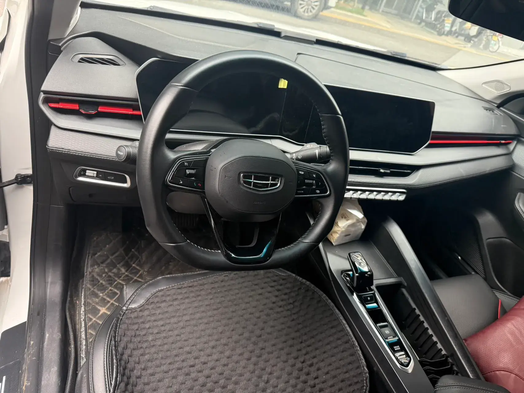 2022 GEELY BINRAY thumbnail 3