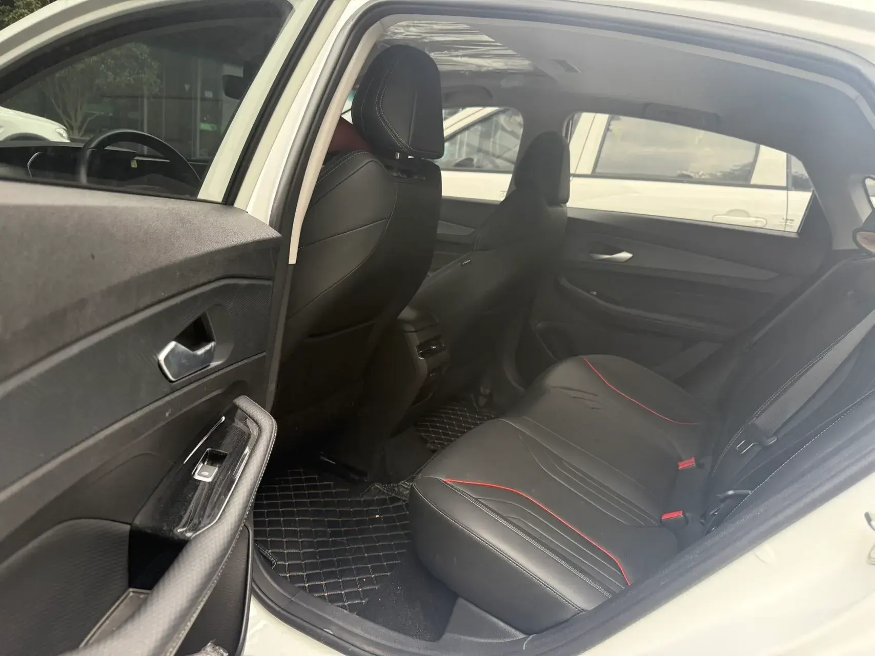 2022 GEELY BINRAY thumbnail 4