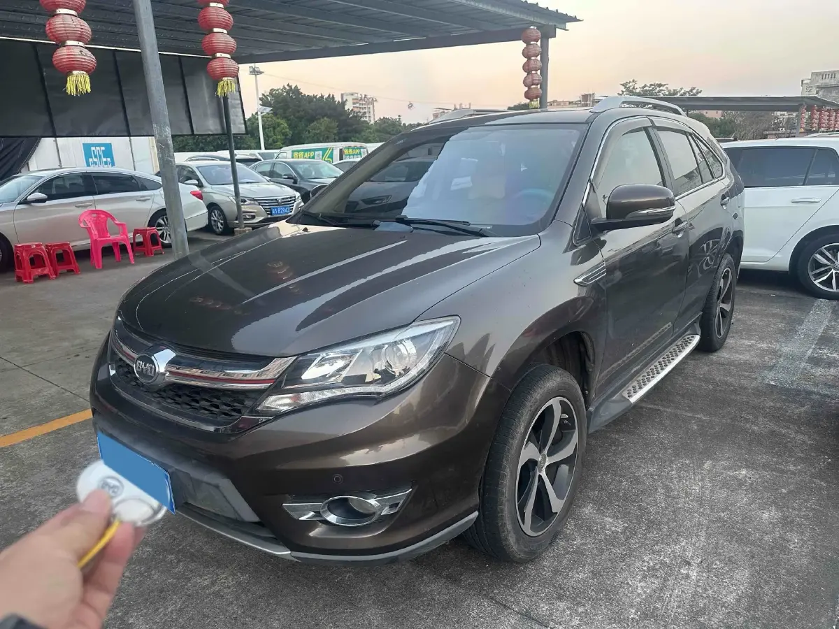 2017 BYD S7 2.0T 205HP L4 6DCT