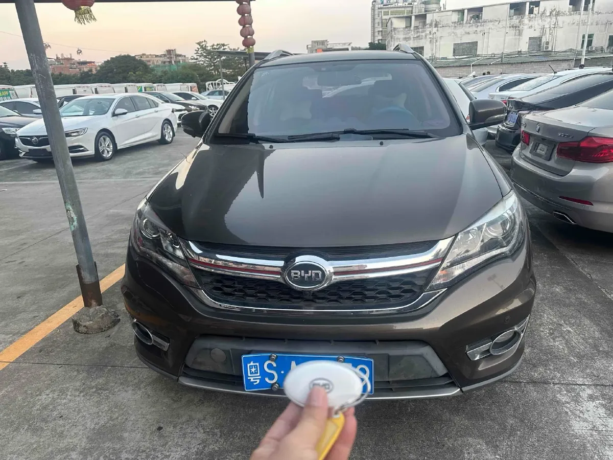 2017 BYD S7 2.0T 205HP L4 6DCT,autocango,china used car exporter,china ev exporter,chinese used car exporter,chinese used ev exporter