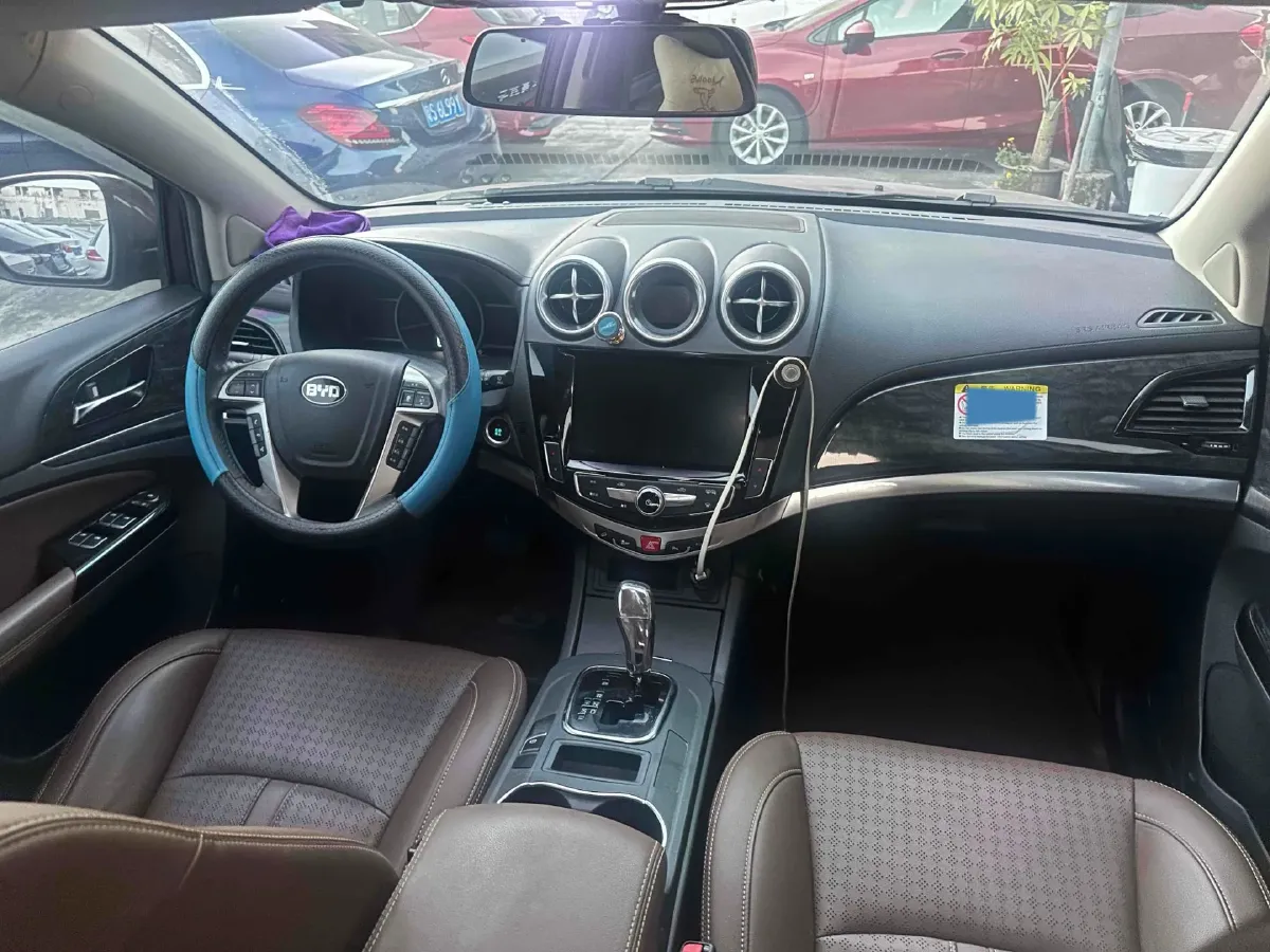 2017 BYD S7 2.0T 205HP L4 6DCT,autocango,china used car exporter,china ev exporter,chinese used car exporter,chinese used ev exporter