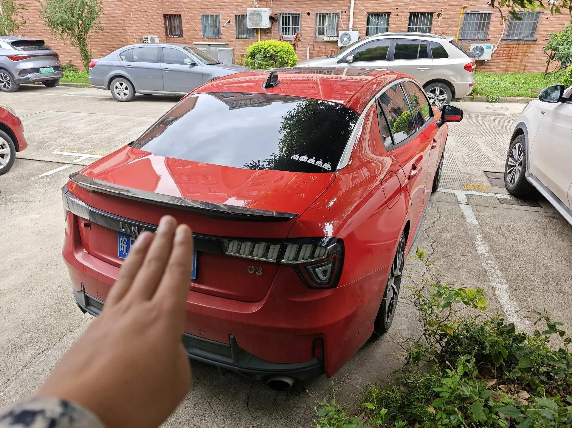 2018 LYNK&CO 03 thumbnail 4