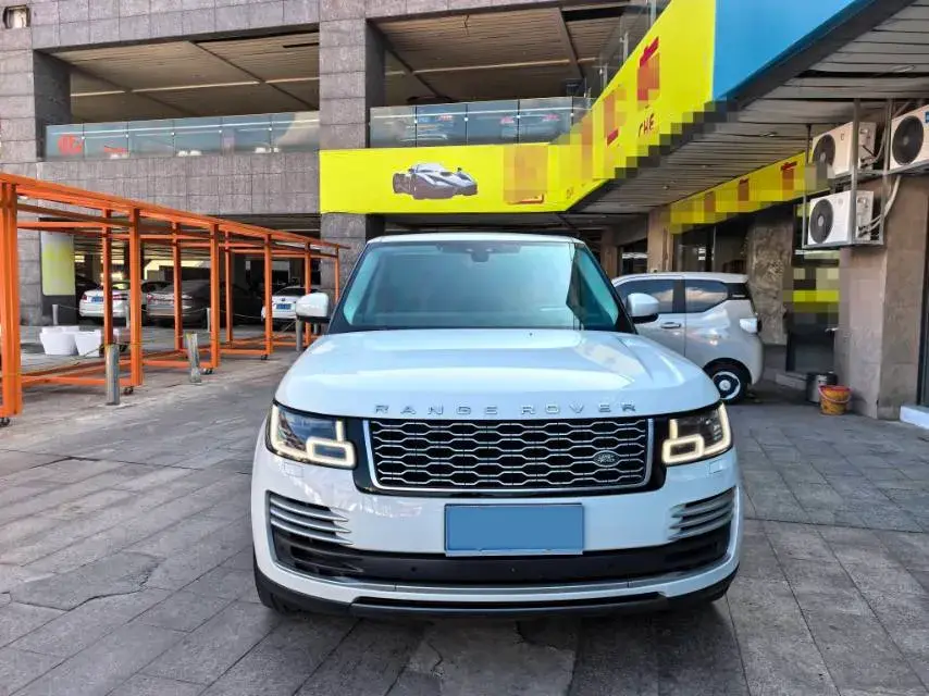 2022 LAND ROVER thumbnail 2