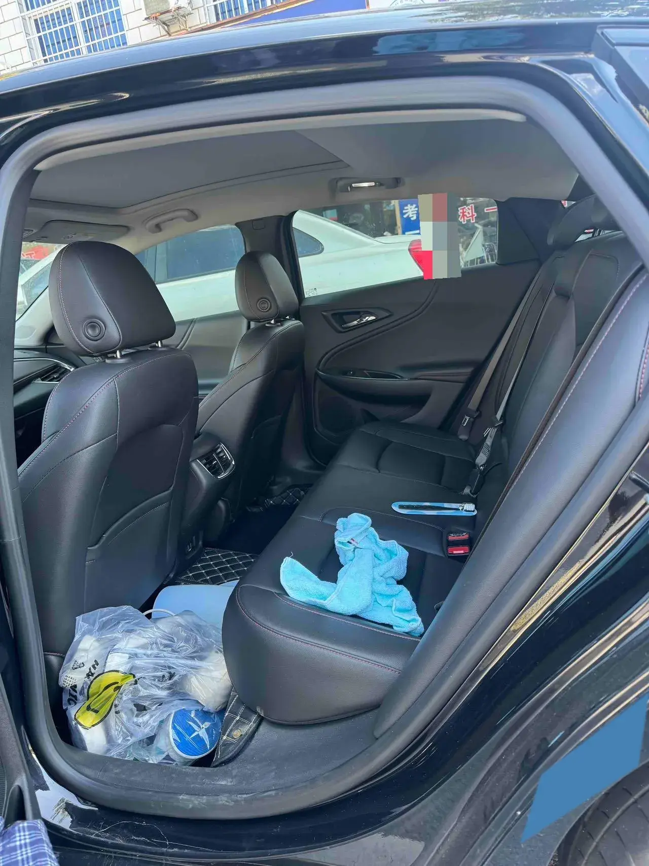 2022 CHEVROLET MALIBU thumbnail 3