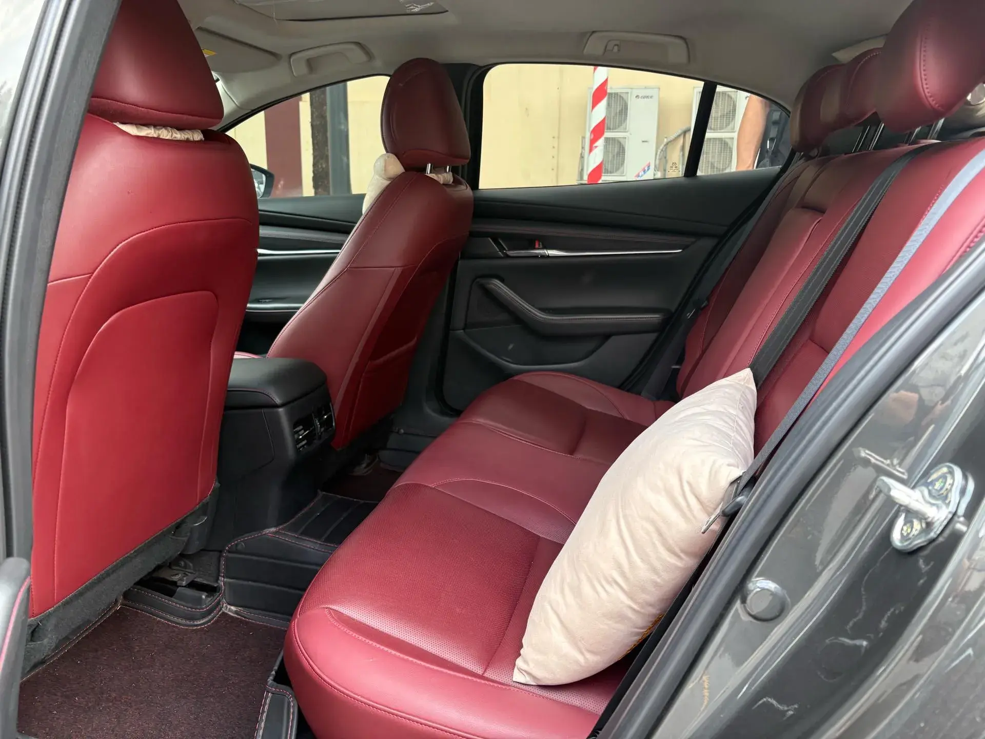 2023 MAZDA 3 thumbnail 4