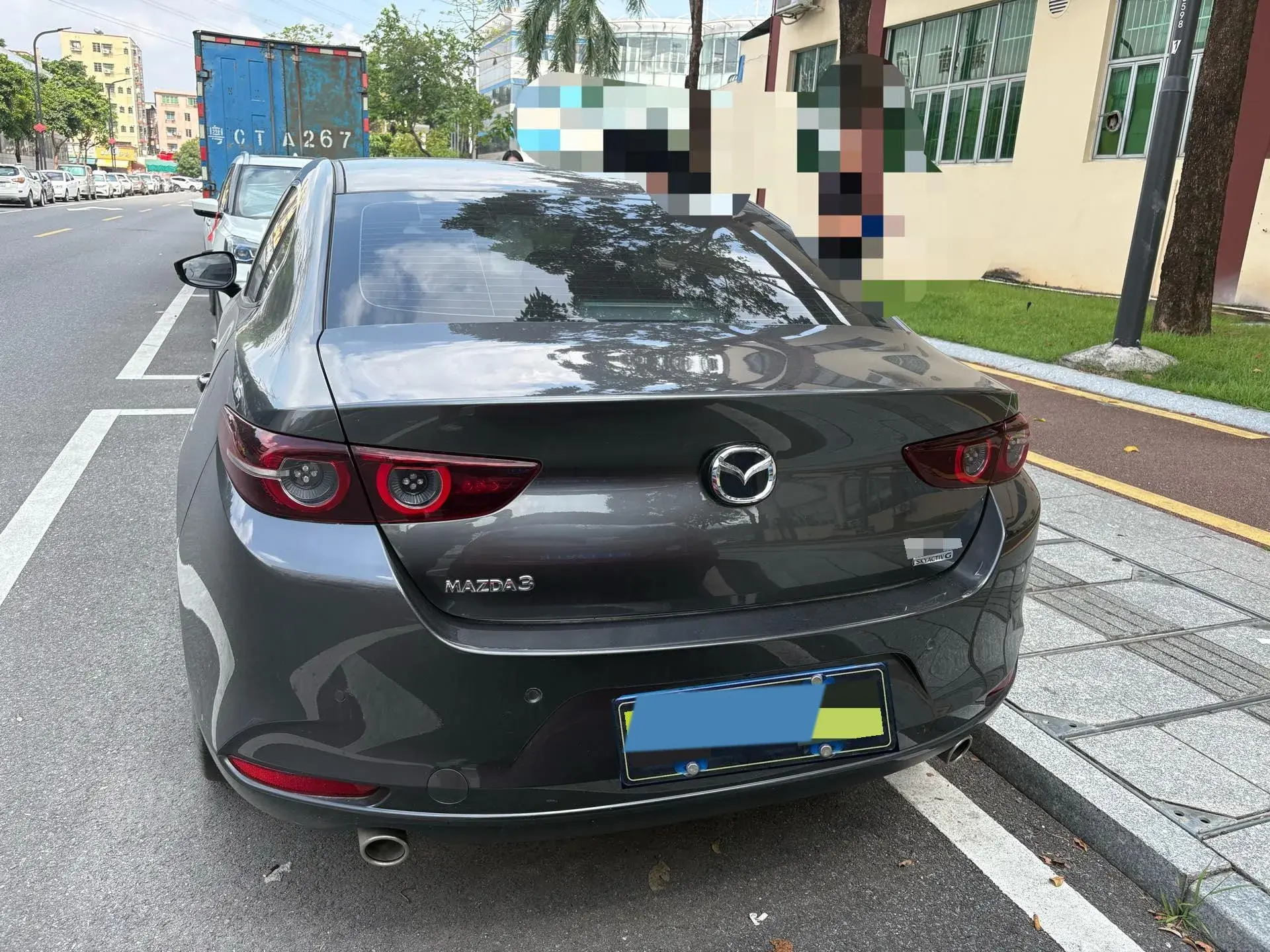 2023 MAZDA 3 thumbnail 3