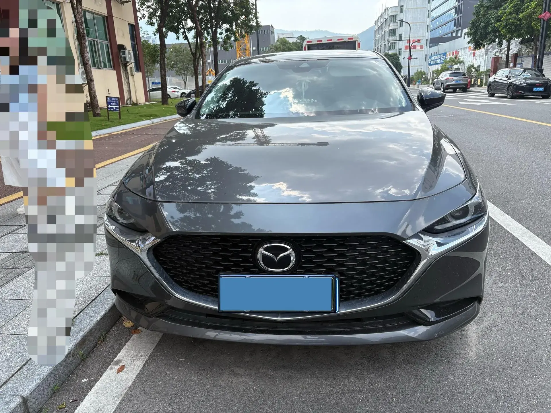 2023 MAZDA 3 thumbnail 2