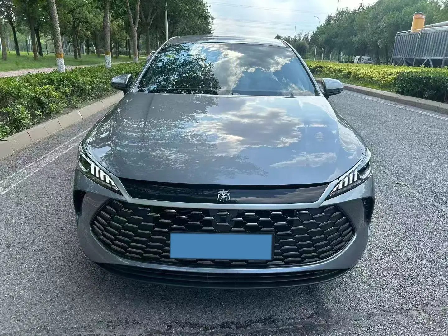 2025 BYD QIN thumbnail 2