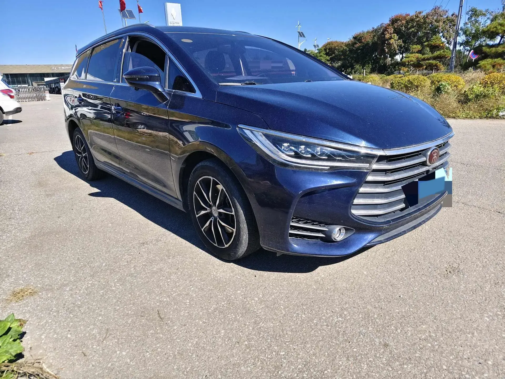 2018 BYD SONG thumbnail 3