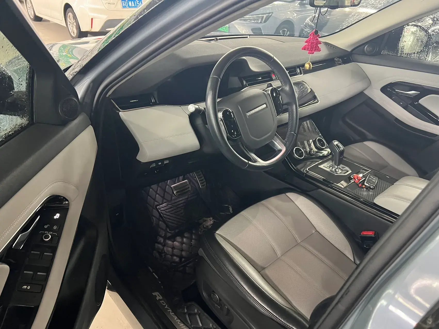 2020 LAND ROVER thumbnail 2