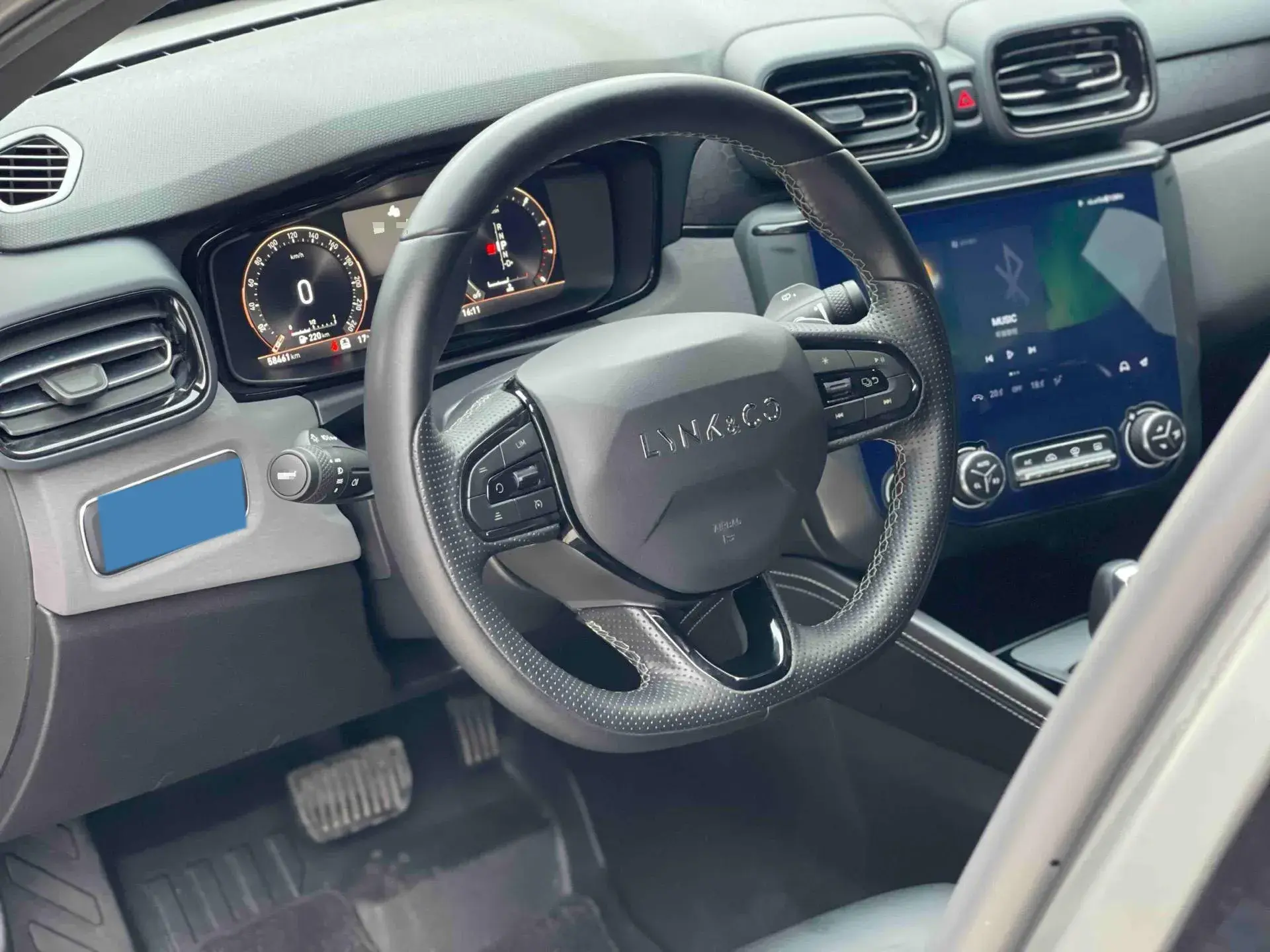 2022 LYNK&CO 03 thumbnail 4