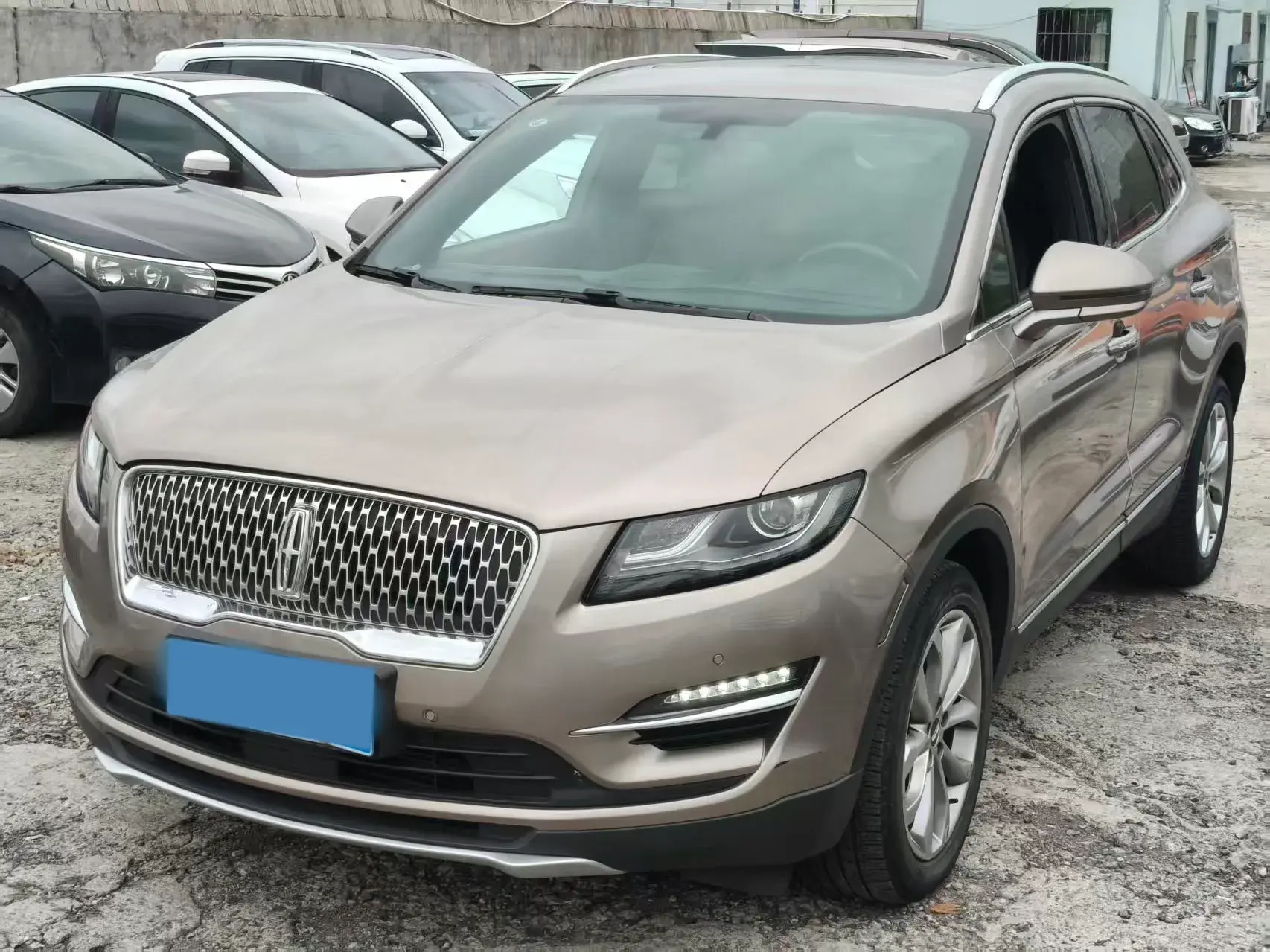 2019 LINCOLN MKC view 1