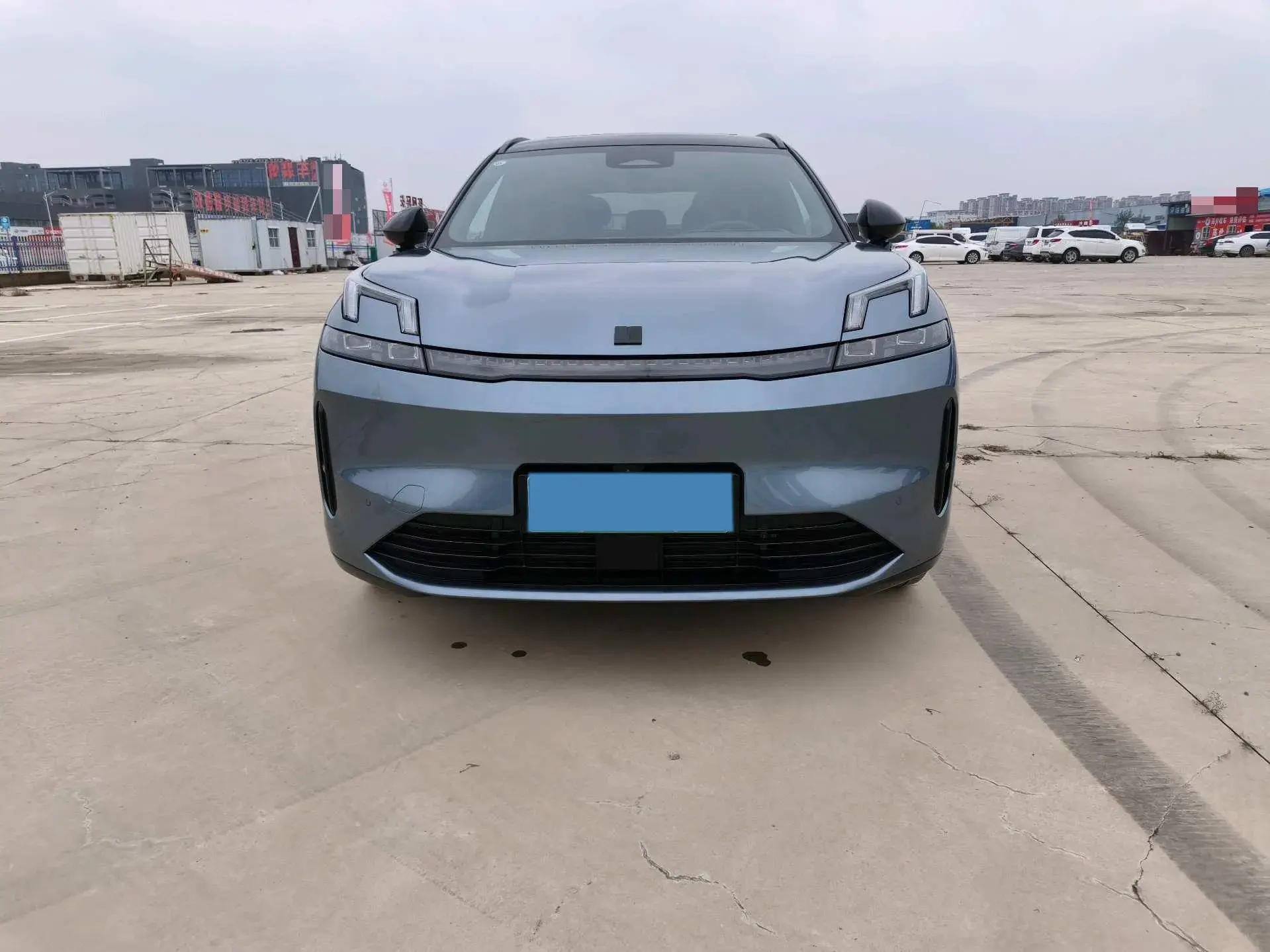 2025 LYNK&CO 08 thumbnail 2