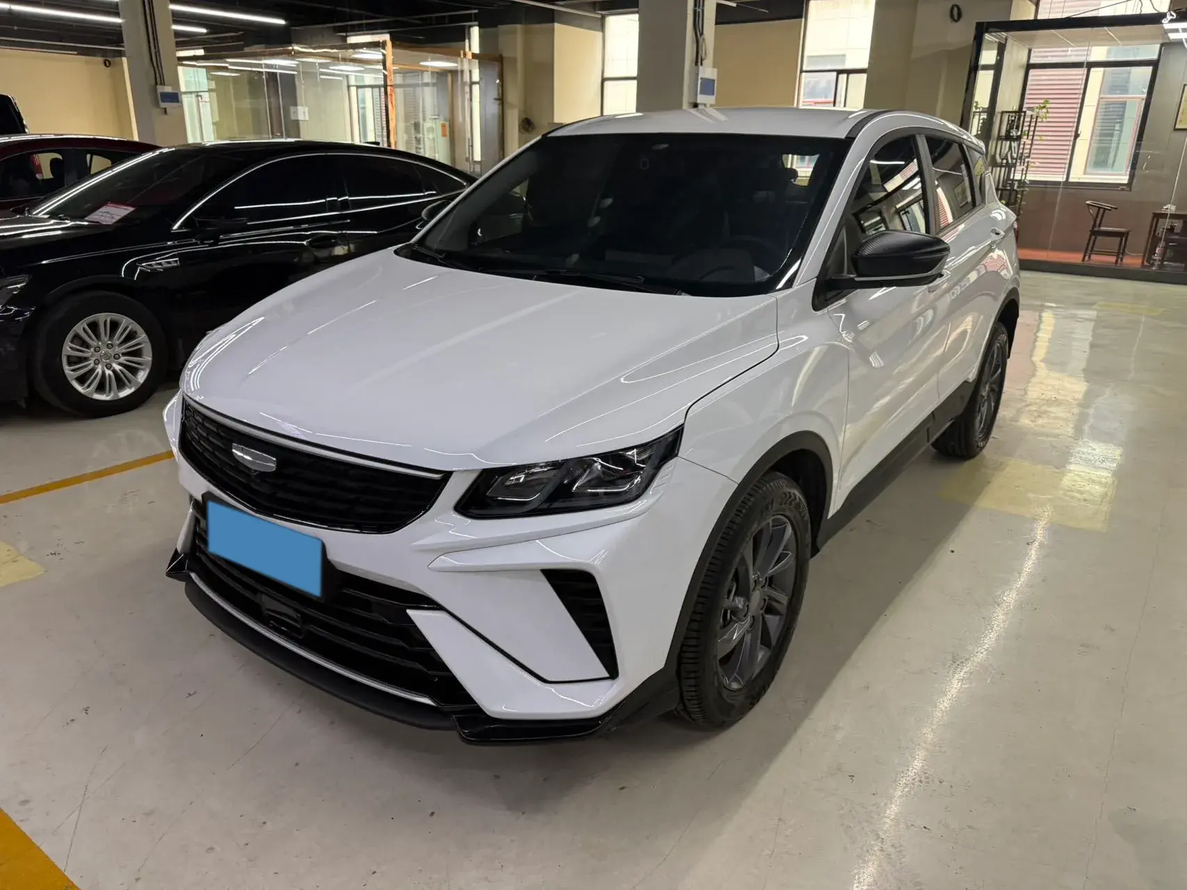 2025 GEELY COOLRAY view 1