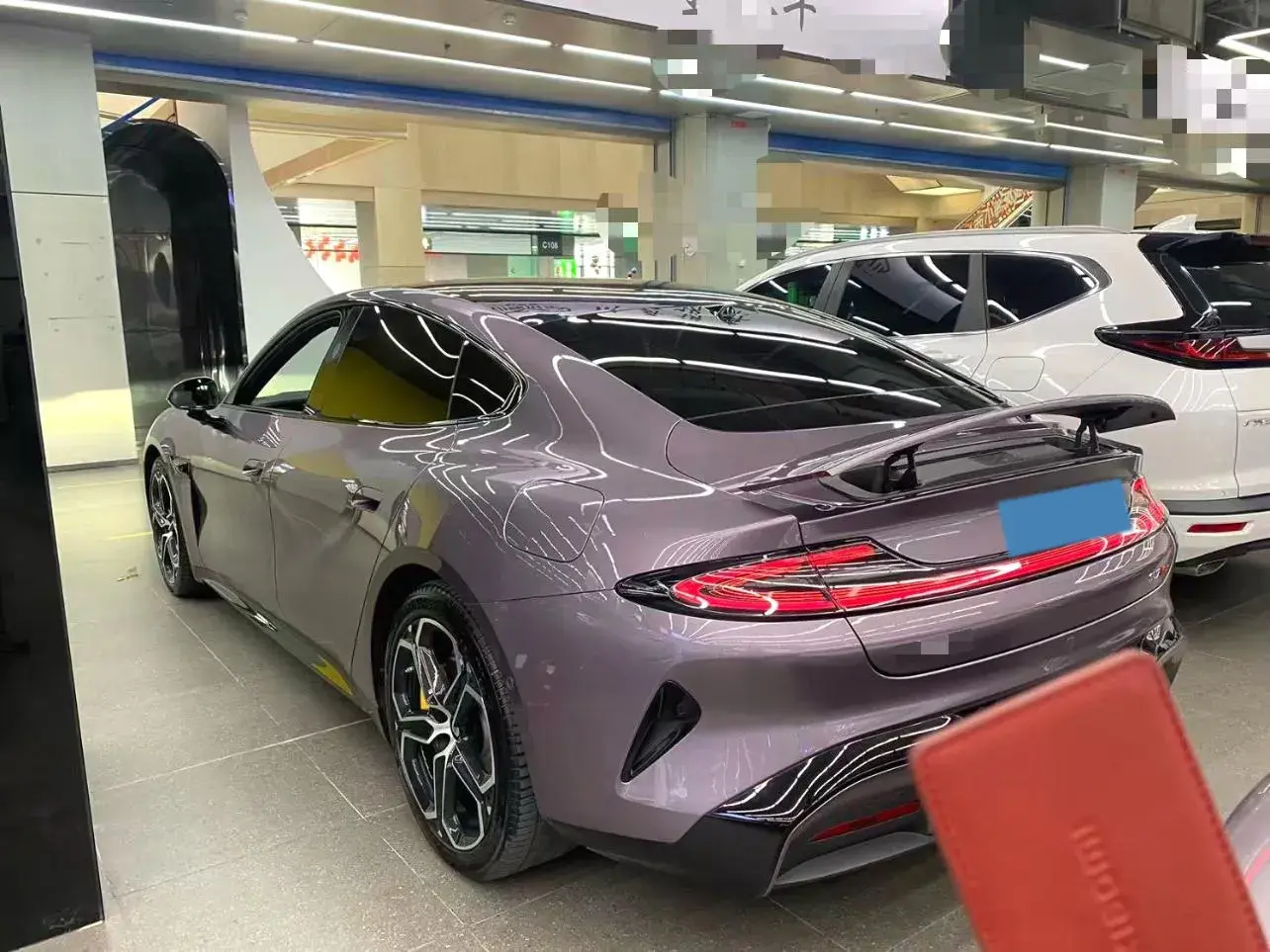 2024 MI SU7 thumbnail 4