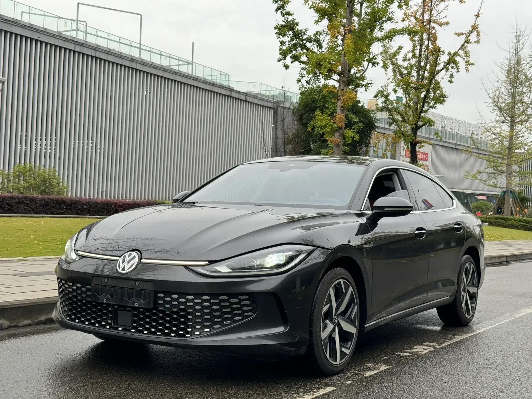 2022 VOLKSWAGEN LAMANDO view 1