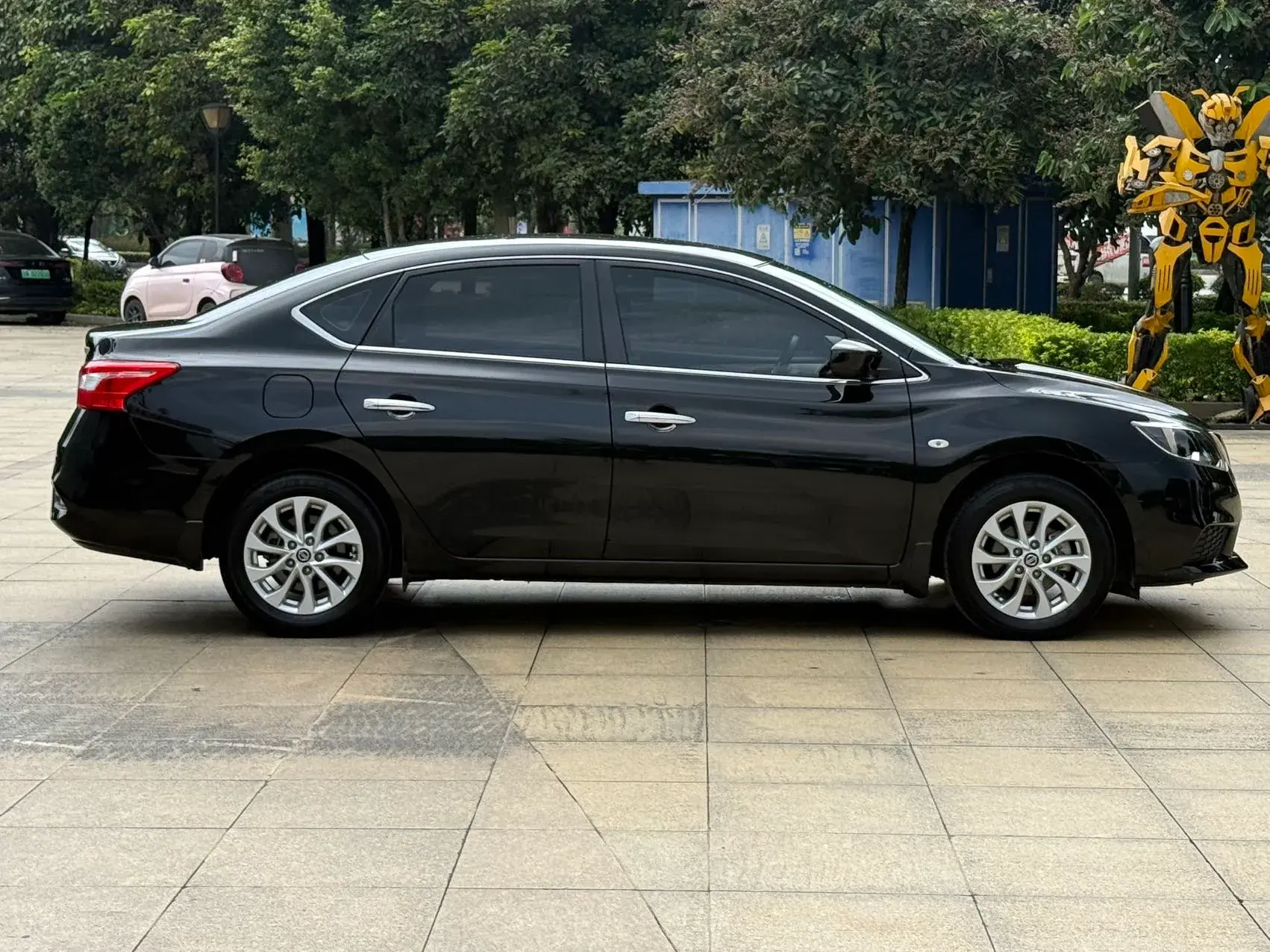 2022 NISSAN SYLPHY thumbnail 4