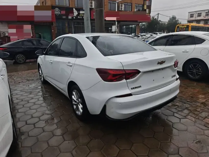 2023 CHEVROLET MONZA thumbnail 3