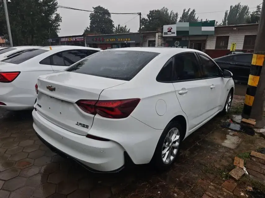 2023 CHEVROLET MONZA thumbnail 4