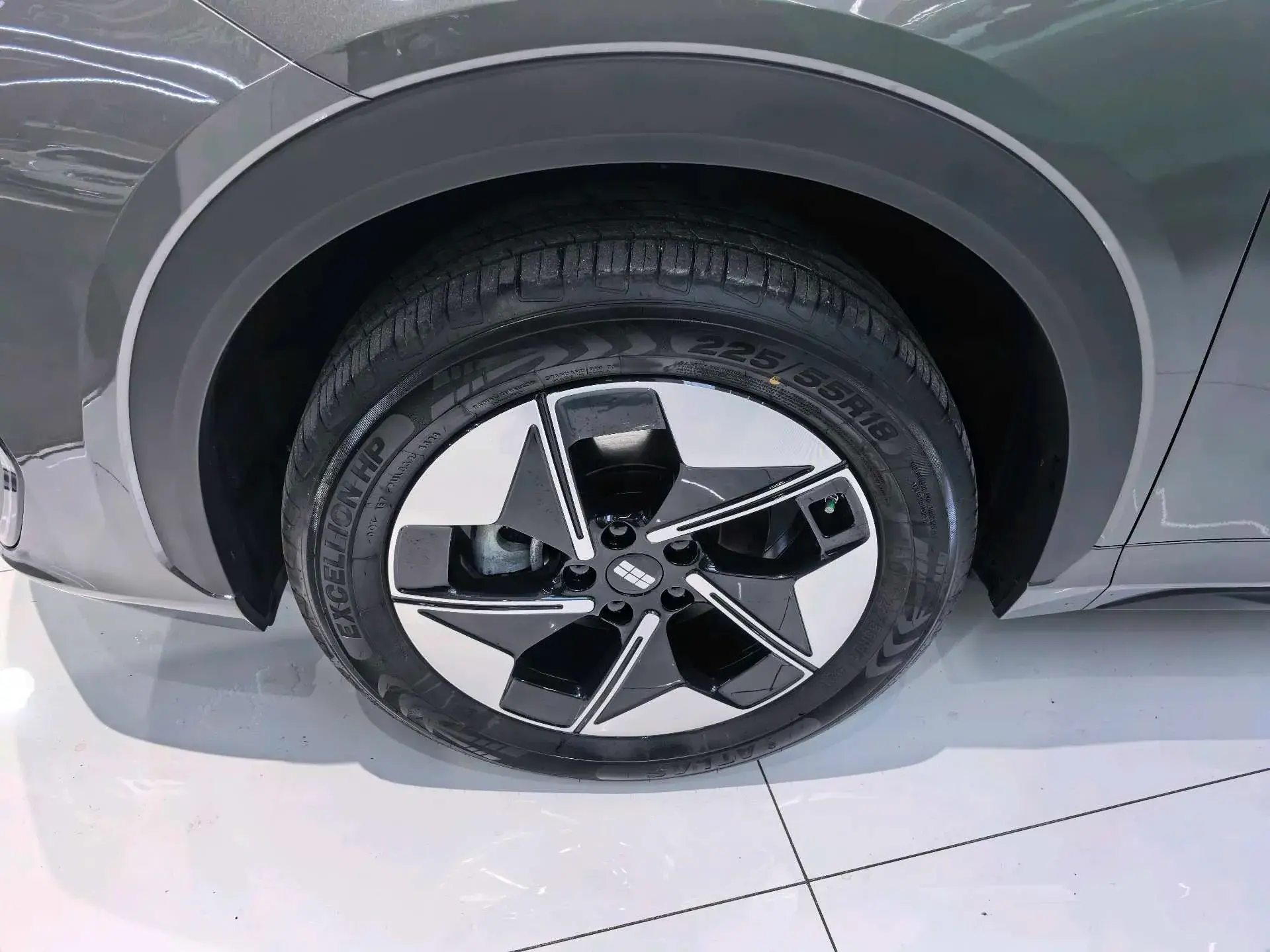 2024 GEELY GALAXY thumbnail 4