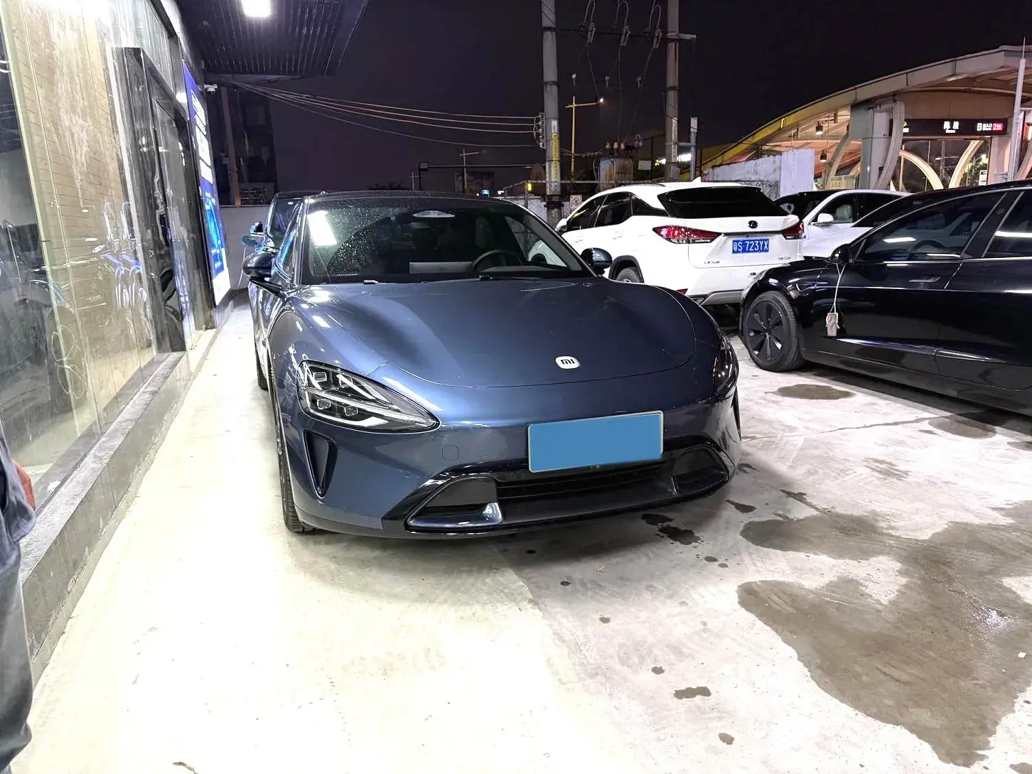 2024 MI SU7 thumbnail 2