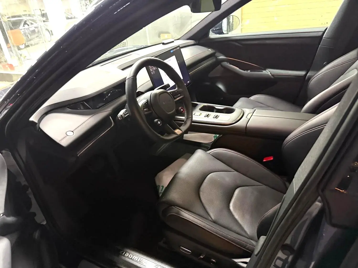 2024 MI SU7 thumbnail 4