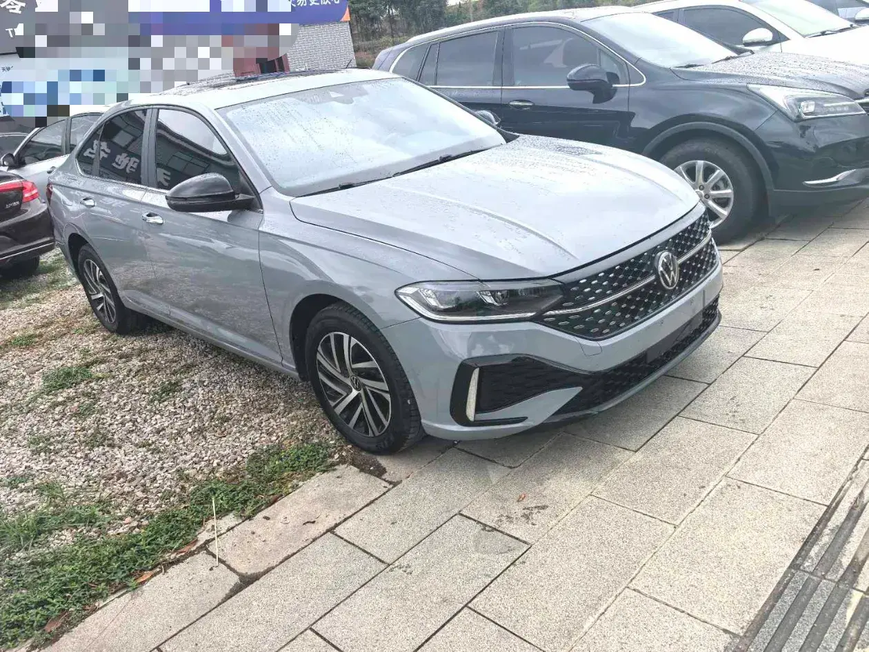 2023 VOLKSWAGEN LAVIDA thumbnail 3