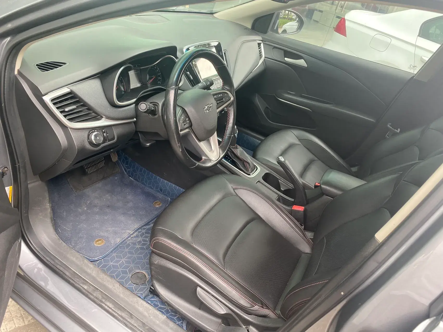 2019 CHEVROLET MONZA thumbnail 2