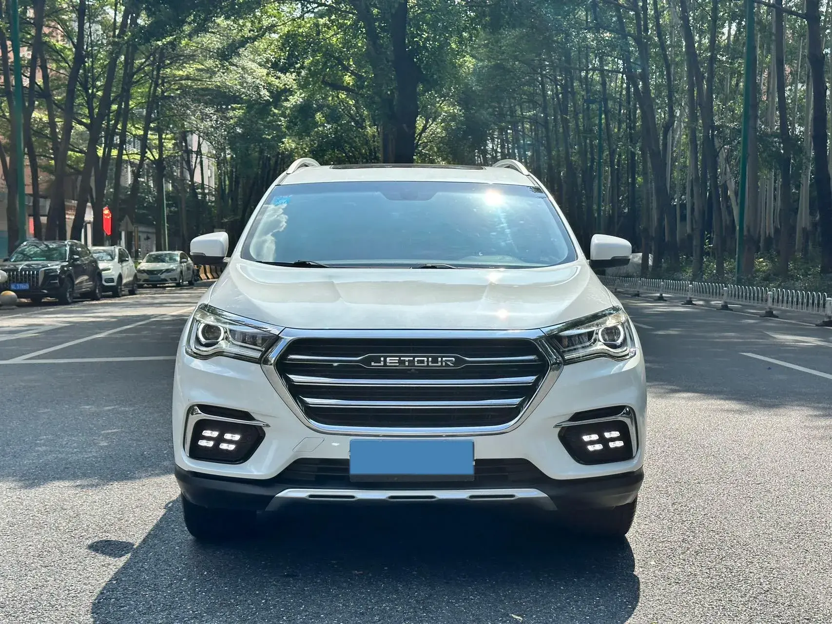 2019 JETOUR X90 thumbnail 3