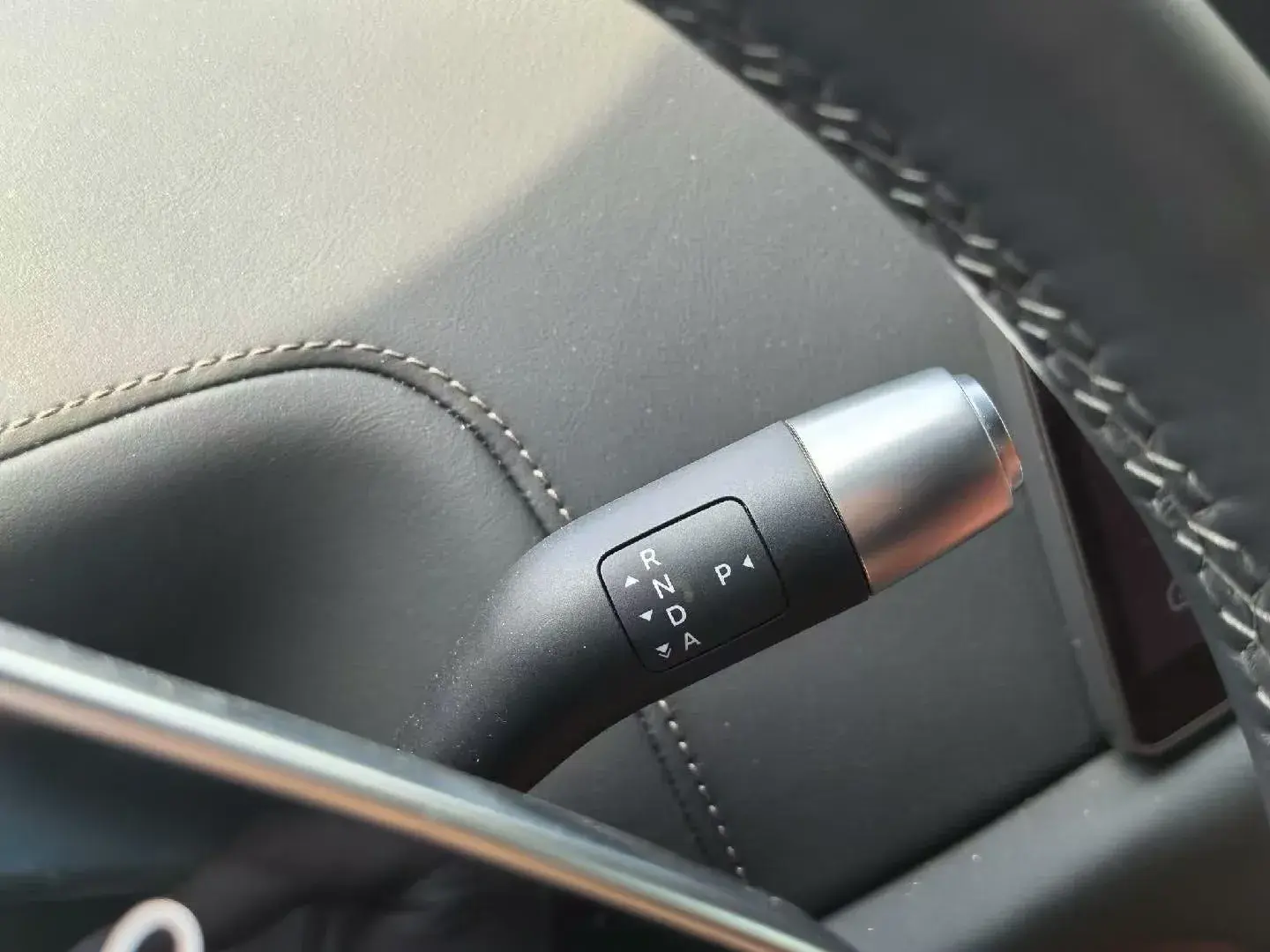 2024 LI L8 thumbnail 4