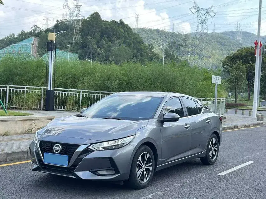 2022 NISSAN SYLPHY view 1