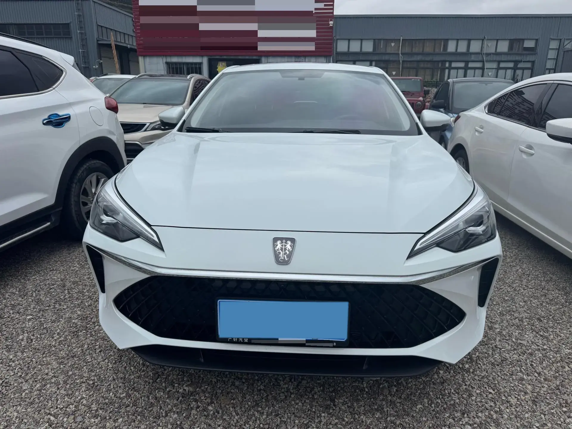 2023 ROEWE I5 thumbnail 2