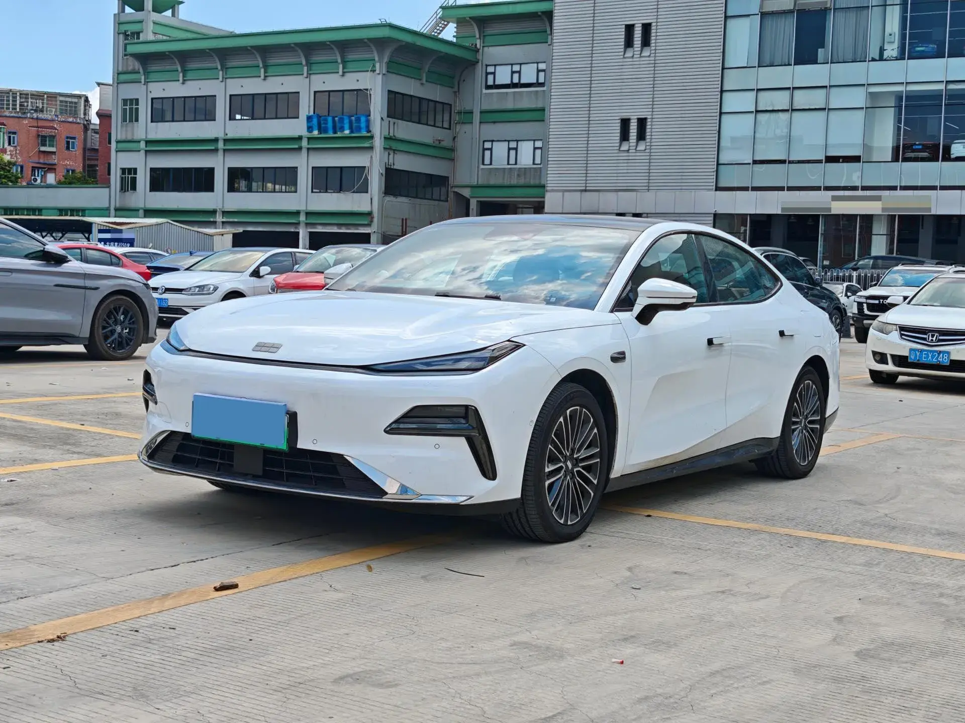 2025 GEELY GALAXY view 1